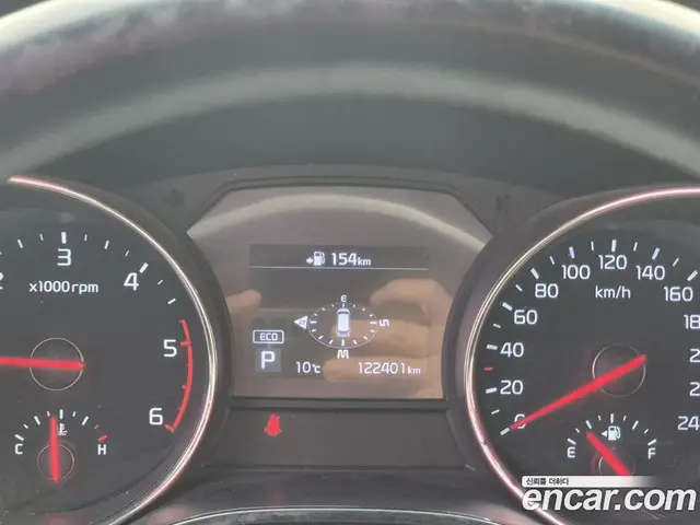 Kia Carnival 2020 2.2 автомат (гидро), миниатюра 9