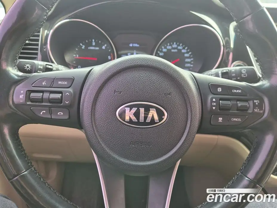 Kia Carnival 2020 2.2 автомат (гидро), фото 10