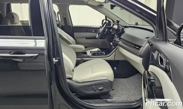 Kia Carnival 2021 2.2 автомат (гидро), миниатюра 11
