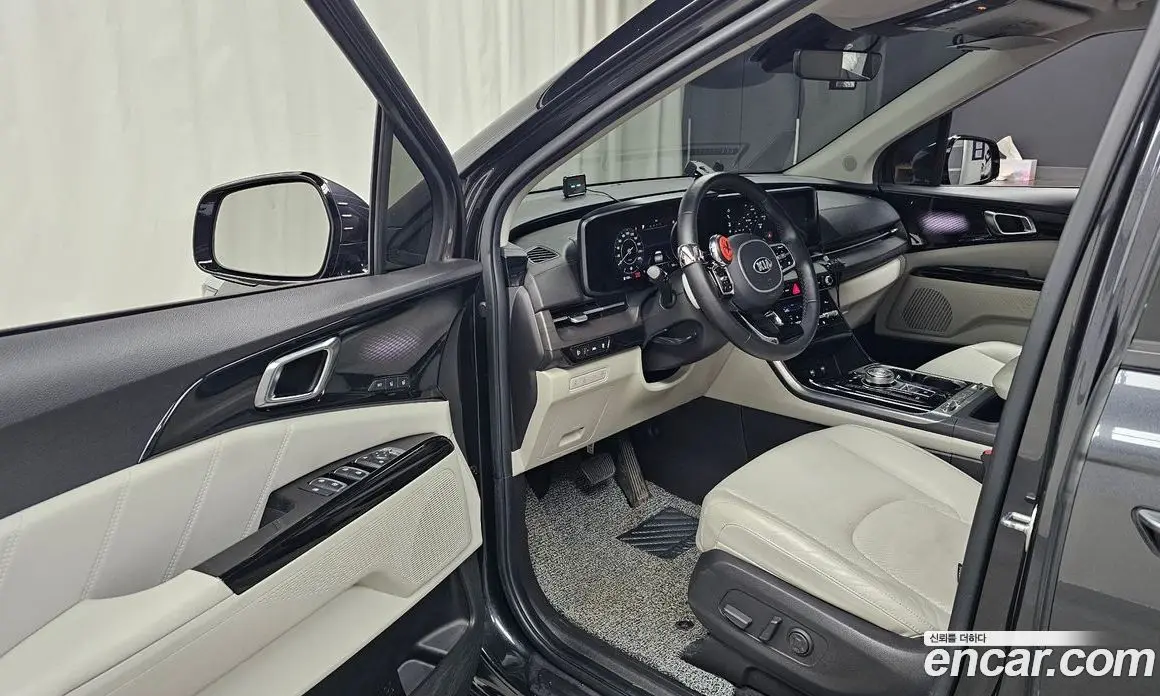 Kia Carnival 2021 2.2 автомат (гидро), фото 10