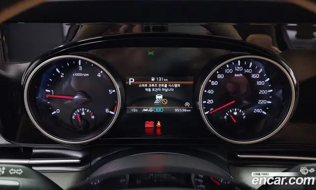 Kia Carnival 2021 2.2 автомат (гидро), миниатюра 8