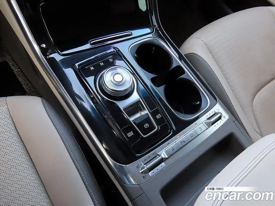 Kia Carnival 2021 2.2 автомат (гидро), фото 11 Kia Carnival 2021 2.2 автомат (гидро), фото 11
