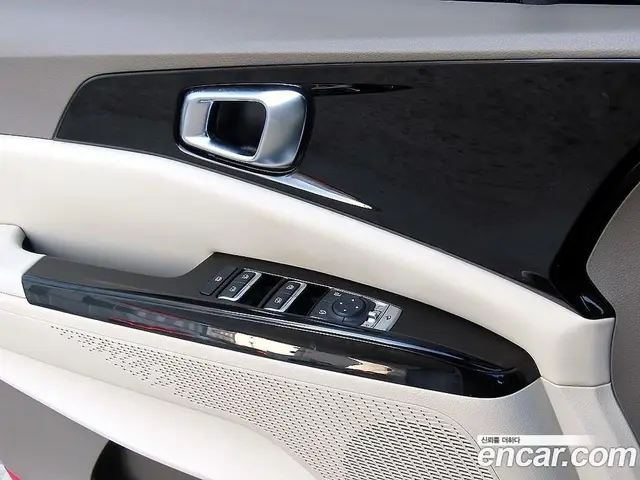 Kia Carnival 2021 2.2 автомат (гидро), миниатюра 12