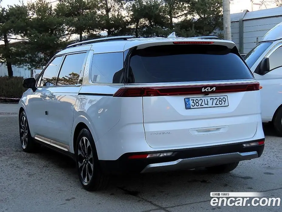 Kia Carnival 2021 2.2 автомат (гидро), фото 3 Kia Carnival 2021 2.2 автомат (гидро), фото 3