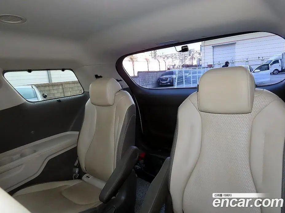 Kia Carnival 2021 2.2 автомат (гидро), фото 7 Kia Carnival 2021 2.2 автомат (гидро), фото 7