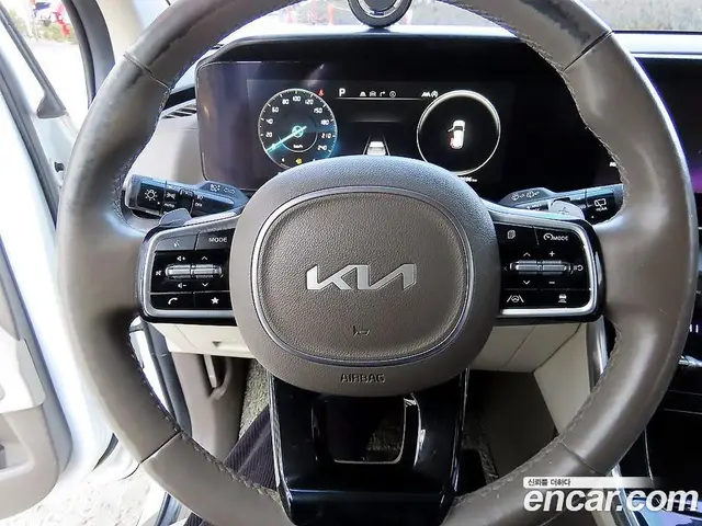 Kia Carnival 2021 2.2 автомат (гидро), миниатюра 9 Kia Carnival 2021 2.2 автомат (гидро), миниатюра 9