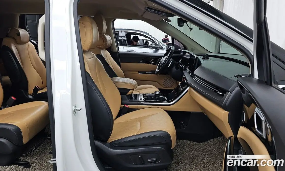 Kia Carnival 2021 2.2 автомат (гидро), фото 11