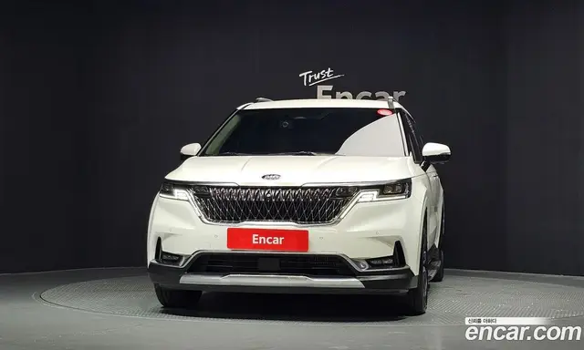 Kia Carnival 2021 2.2 автомат (гидро), миниатюра 3