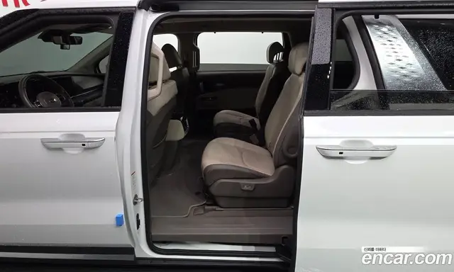 Kia Carnival 2021 2.2 автомат (гидро), миниатюра 11 Kia Carnival 2021 2.2 автомат (гидро), миниатюра 11