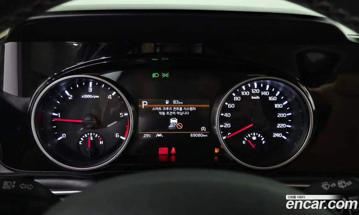 Kia Carnival 2022 2.2 автомат (гидро), фото 11