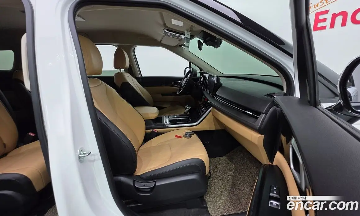 Kia Carnival 2022 2.2 автомат (гидро), фото 13