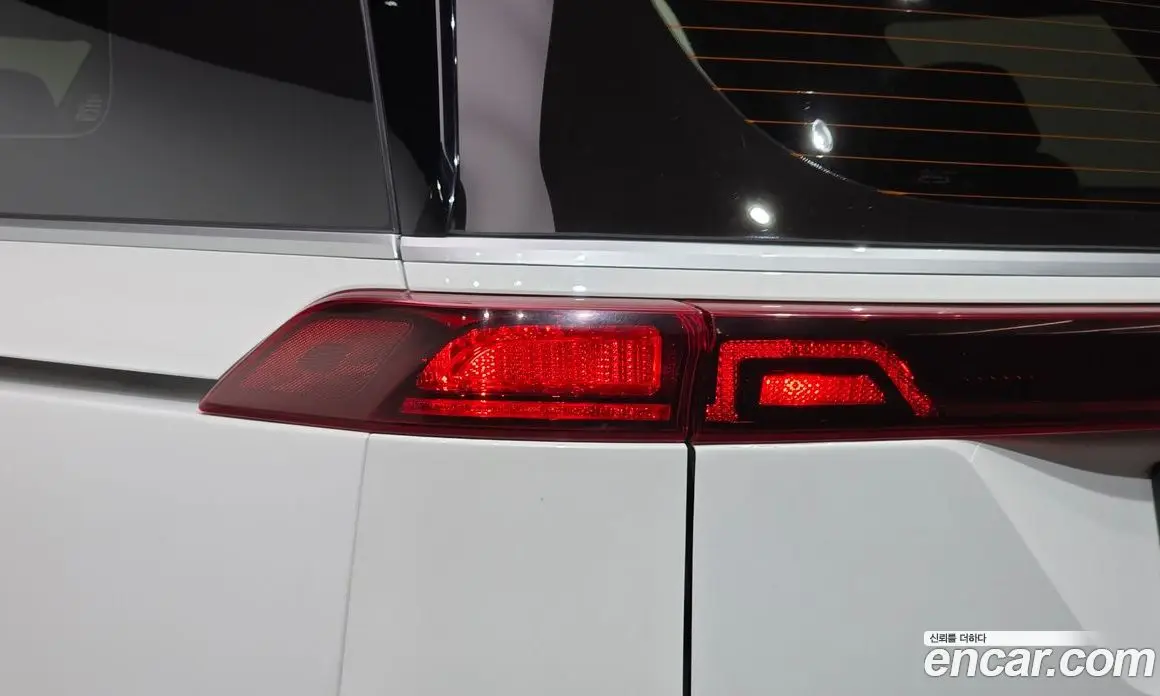 Kia Carnival 2022 2.2 автомат (гидро), фото 9