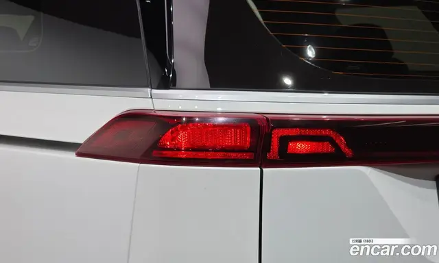 Kia Carnival 2022 2.2 автомат (гидро), миниатюра 9