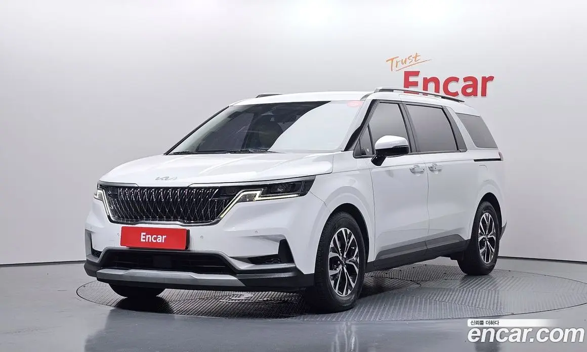 Kia Carnival 2022 3.5 автомат (гидро), фото 1 Kia Carnival 2022 3.5 автомат (гидро), фото 1