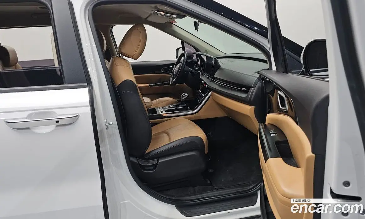 Kia Carnival 2022 3.5 автомат (гидро), фото 16 Kia Carnival 2022 3.5 автомат (гидро), фото 16