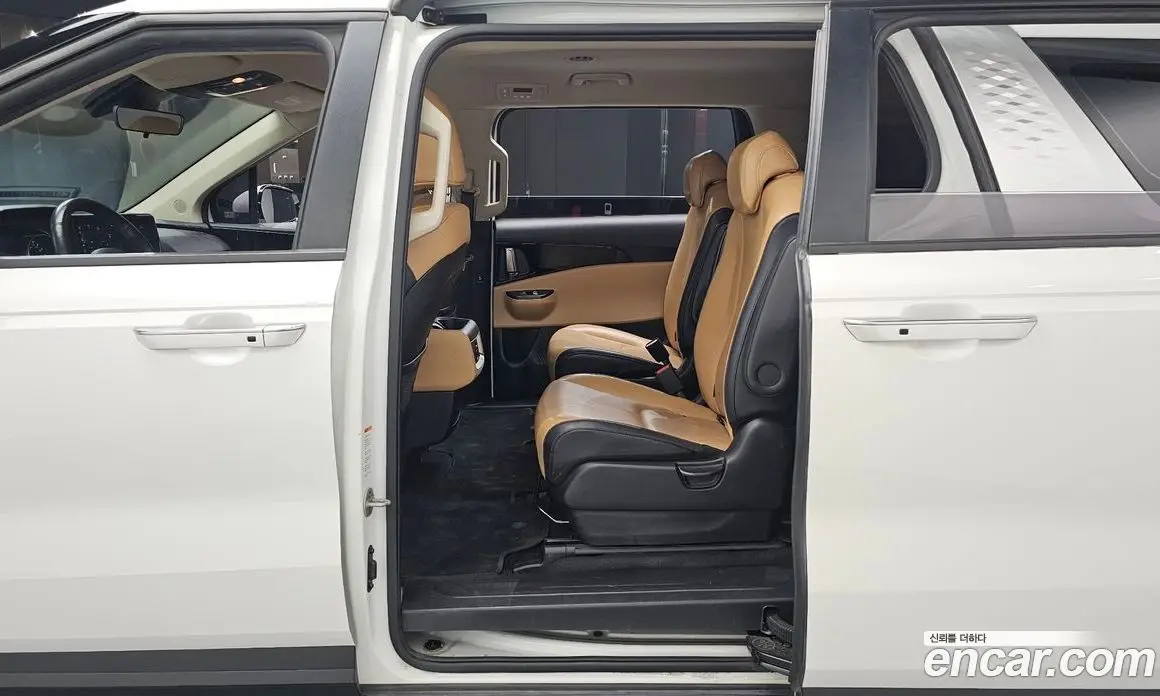 Kia Carnival 2022 3.5 автомат (гидро), фото 18 Kia Carnival 2022 3.5 автомат (гидро), фото 18