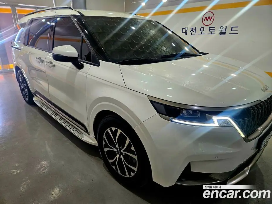 Kia Carnival 2023 2.2 автомат (гидро), фото 3