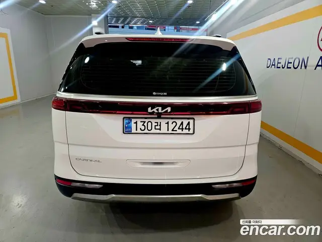 Kia Carnival 2023 2.2 автомат (гидро), миниатюра 4