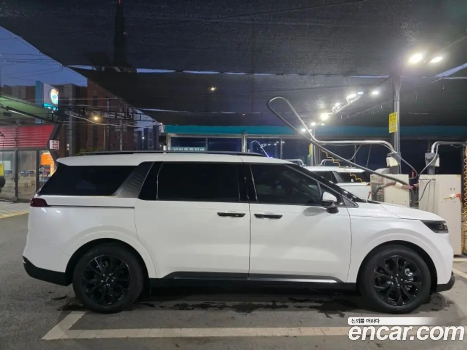Kia Carnival 2023 3.5 автомат (гидро), фото 3