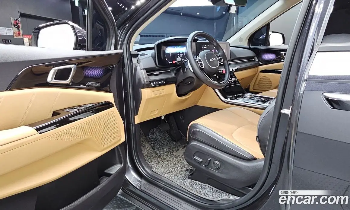 Kia Carnival 2023 2.2 автомат (гидро), фото 13
