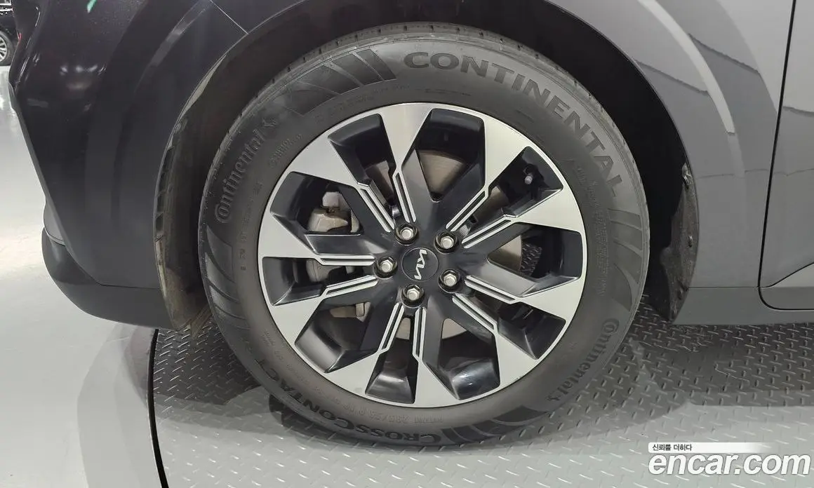 Kia Carnival 2023 2.2 автомат (гидро), фото 5