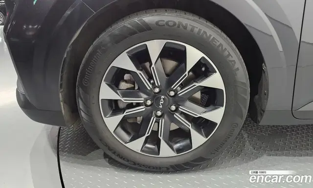 Kia Carnival 2023 2.2 автомат (гидро), миниатюра 5