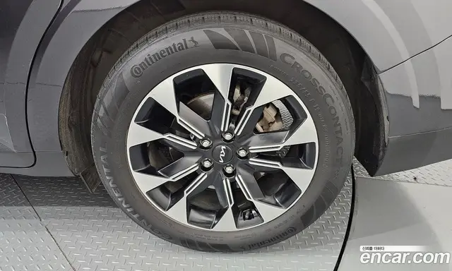 Kia Carnival 2023 2.2 автомат (гидро), миниатюра 7