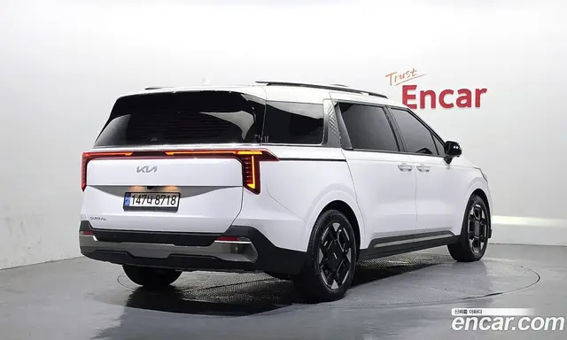 Kia Carnival 2024 2.2 автомат (гидро), миниатюра 2
