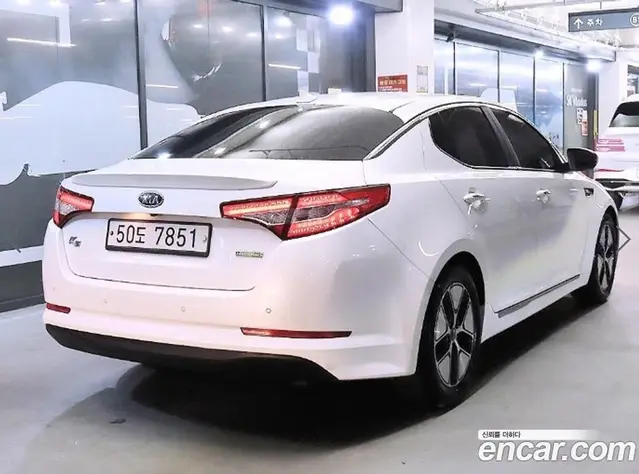 Kia K5 (Optima) 2012 2.0 автомат (гидро), миниатюра 4 Kia K5 (Optima) 2012 2.0 автомат (гидро), миниатюра 4