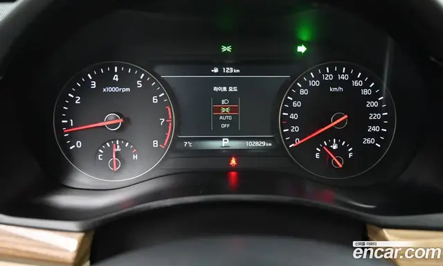 Kia K7 2016 3.3 автомат (гидро), миниатюра 8