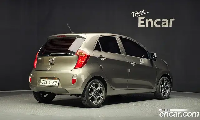 Kia Morning 2012 1.0 автомат (гидро), миниатюра 2