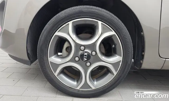 Kia Morning 2012 1.0 автомат (гидро), миниатюра 5
