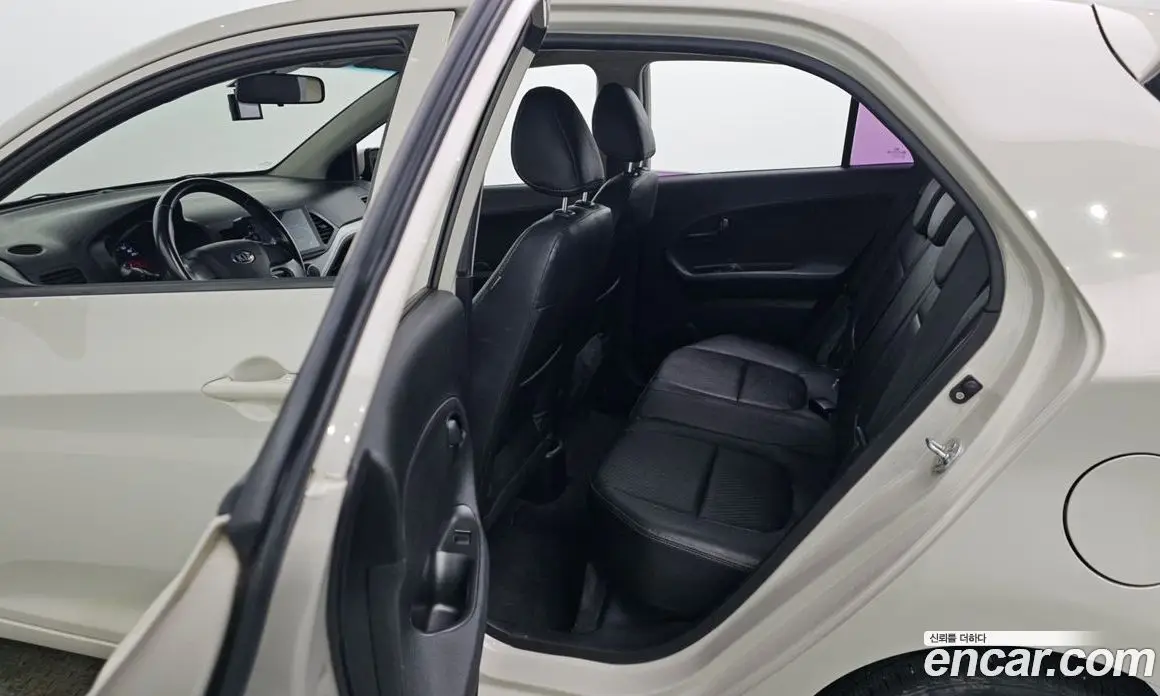 Kia Morning 2012 1.0 автомат (гидро), фото 18 Kia Morning 2012 1.0 автомат (гидро), фото 18