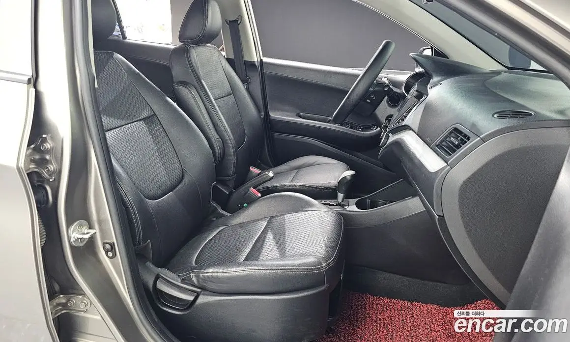 Kia Morning 2012 1.0 автомат (гидро), фото 16