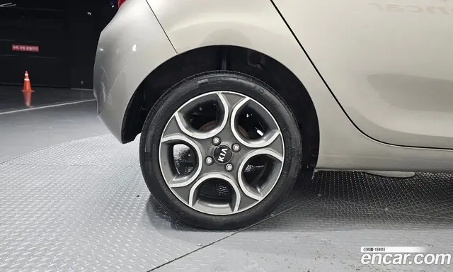 Kia Morning 2012 1.0 автомат (гидро), миниатюра 5