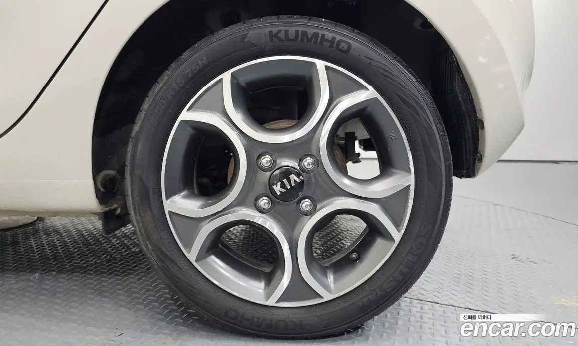 Kia Morning 2012 1.0 автомат (гидро), фото 7