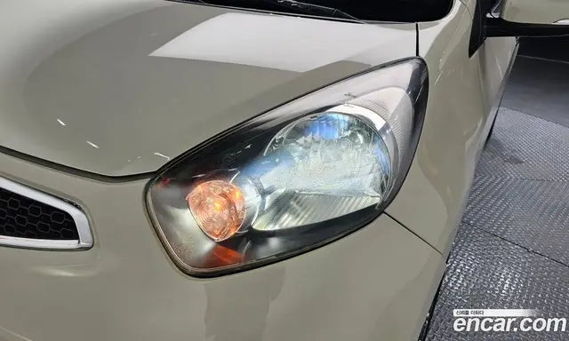 Kia Morning 2012 1.0 автомат (гидро), миниатюра 8
