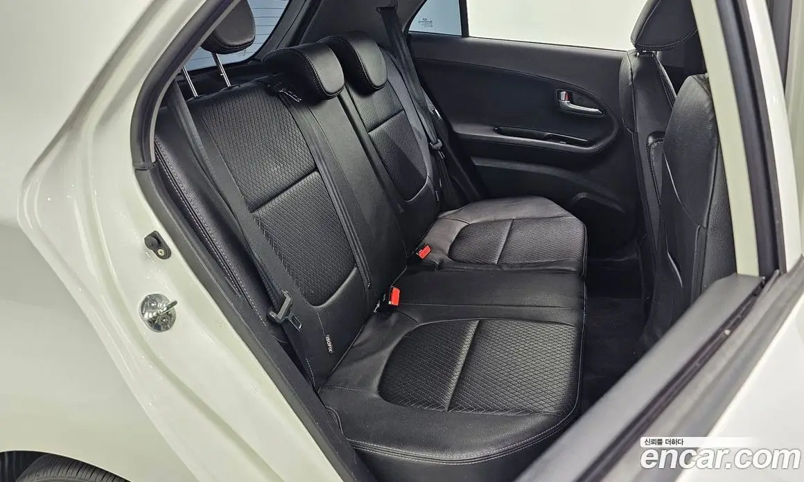 Kia Morning 2013 1.0 автомат (гидро), фото 11 Kia Morning 2013 1.0 автомат (гидро), фото 11