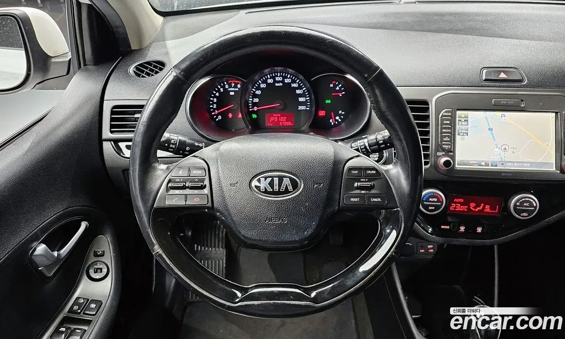 Kia Morning 2015 1.0 автомат (гидро), фото 13
