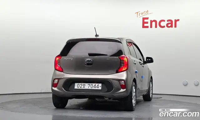 Kia Morning 2017 1.0 автомат (гидро), миниатюра 4 Kia Morning 2017 1.0 автомат (гидро), миниатюра 4