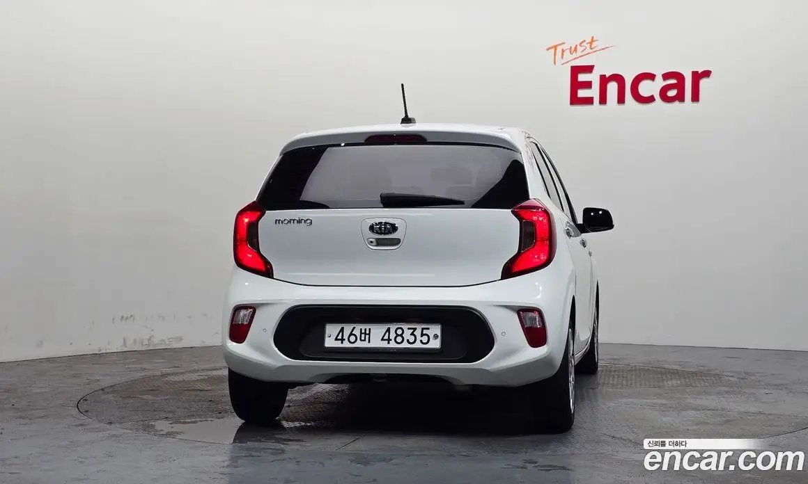 Kia Morning 2017 1.0 автомат (гидро), фото 4