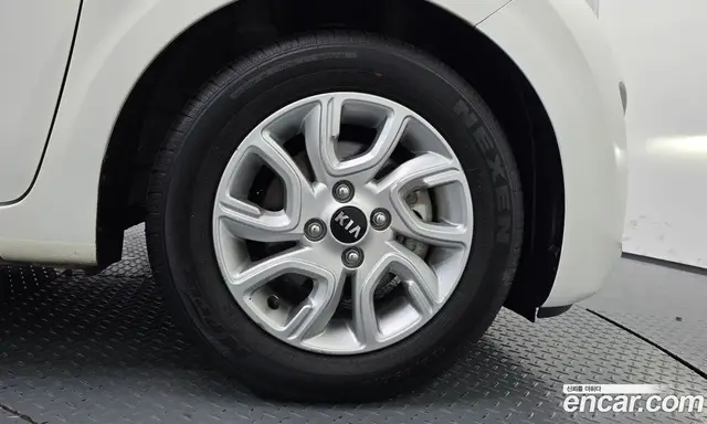 Kia Morning 2019 1.0 автомат (гидро), миниатюра 7 Kia Morning 2019 1.0 автомат (гидро), миниатюра 7