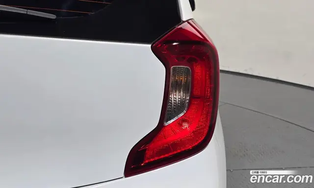 Kia Morning 2019 1.0 автомат (гидро), миниатюра 9 Kia Morning 2019 1.0 автомат (гидро), миниатюра 9