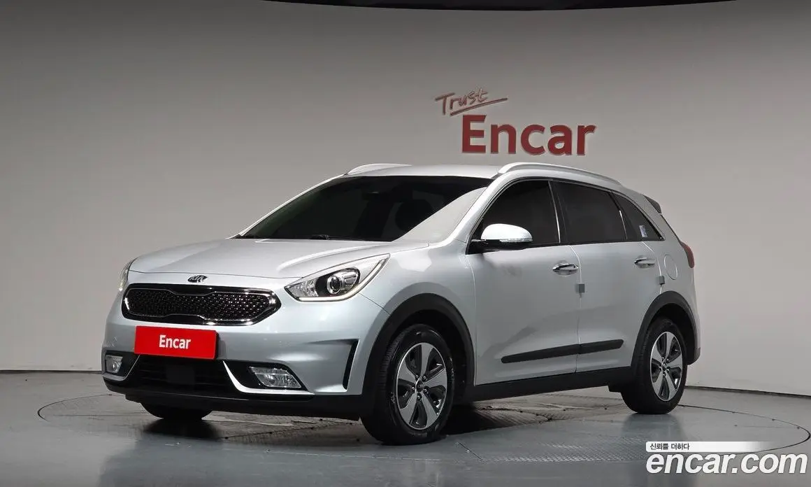 Kia Niro 2019 1.6 автомат (гидро), фото 1 Kia Niro 2019 1.6 автомат (гидро), фото 1