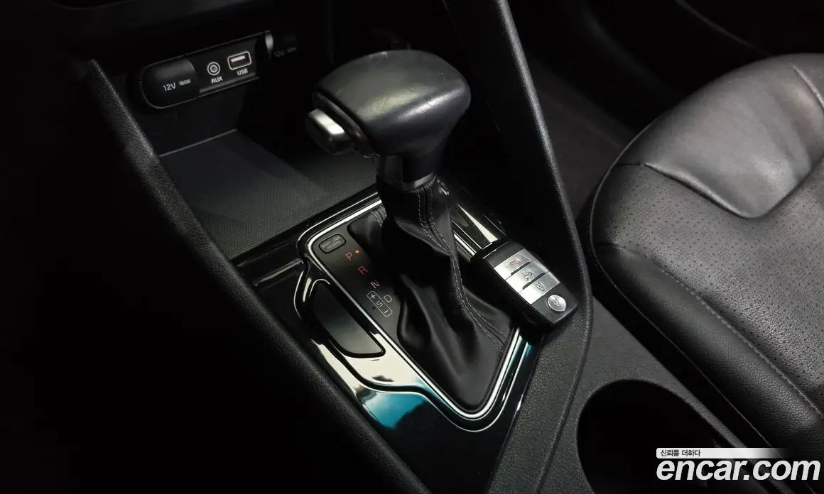 Kia Niro 2019 1.6 автомат (гидро), фото 12 Kia Niro 2019 1.6 автомат (гидро), фото 12
