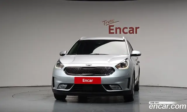 Kia Niro 2019 1.6 автомат (гидро), миниатюра 3 Kia Niro 2019 1.6 автомат (гидро), миниатюра 3