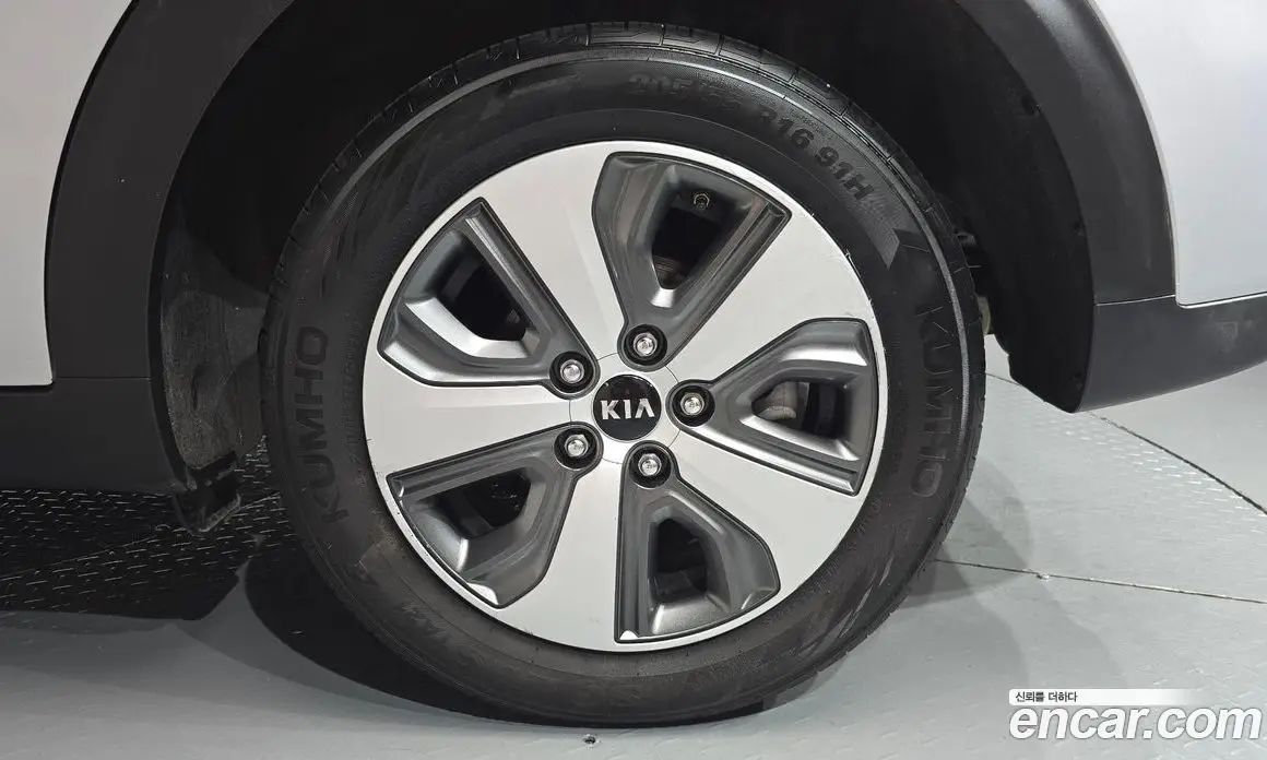 Kia Niro 2019 1.6 автомат (гидро), фото 7 Kia Niro 2019 1.6 автомат (гидро), фото 7
