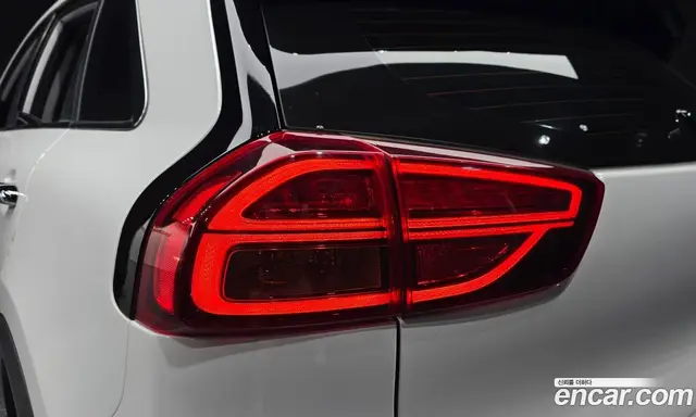 Kia Niro 2021 0.2 автомат (гидро), миниатюра 8 Kia Niro 2021 0.2 автомат (гидро), миниатюра 8
