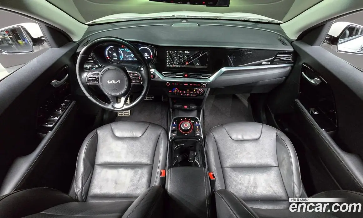 Kia Niro 2021 0.2 автомат (гидро), фото 9 Kia Niro 2021 0.2 автомат (гидро), фото 9