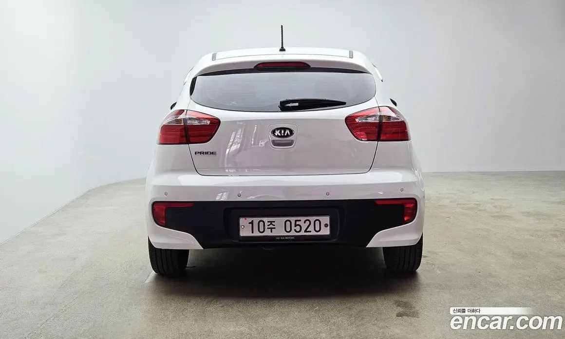 Kia Pride 2016 1.6 автомат (гидро), фото 4